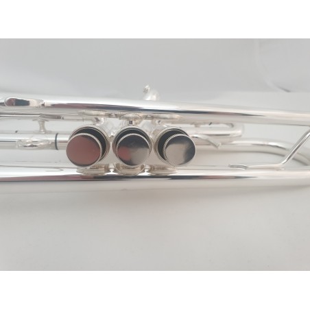 La imagen pertenece a trompeta Conn Sib 52-BSP CONNstellation plateada La imagen pertenece a trompeta Conn Sib 52-BSP CONNstellation plateada