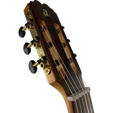 Guitarra Admira Triana serie Flamenco satinada