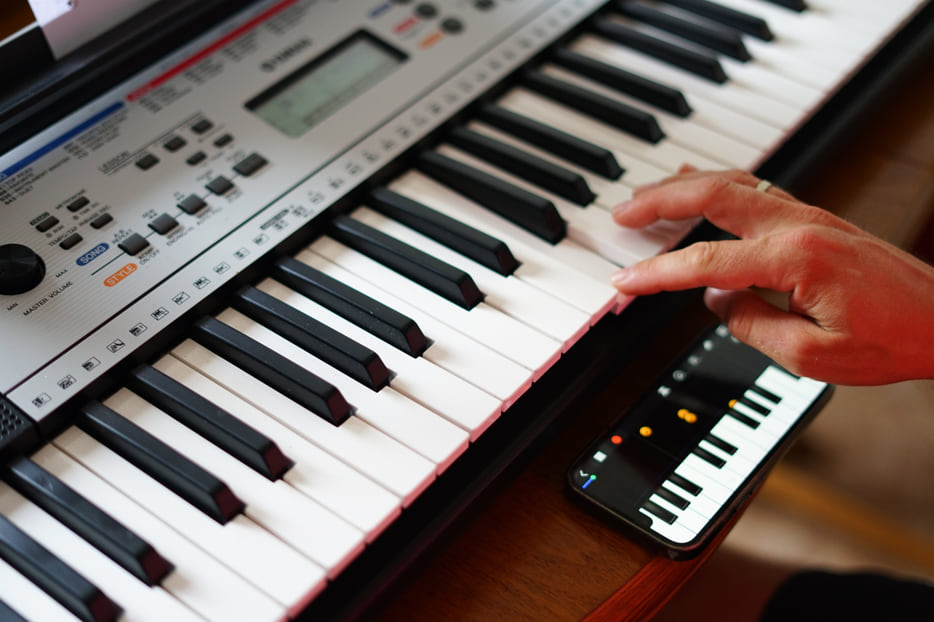 diferencia entre piano digital y teclado