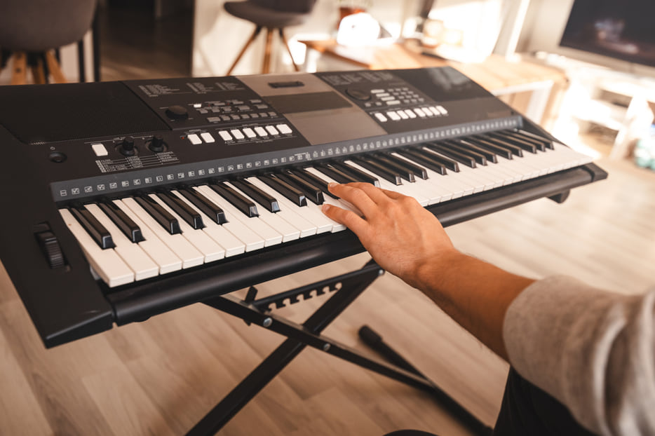 diferencia piano digital y teclado